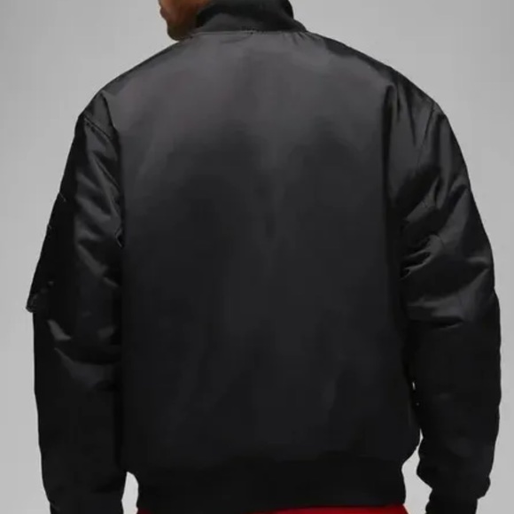 *NWT* Air Jordan Essential Statement Varsity Synthetic Fill Reversible Jacket - Picture 5 of 6